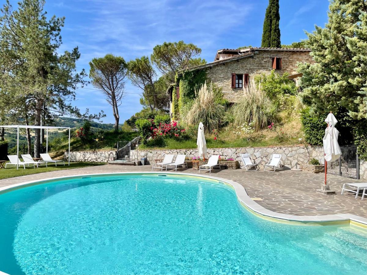 La Panoramica Gubbio - Maison De Charme - Casette E Appartamenti Self Catering Per Vacanze Meravigliose! 外观 照片