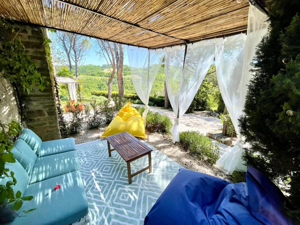 La Panoramica Gubbio - Maison De Charme - Casette E Appartamenti Self Catering Per Vacanze Meravigliose! 外观 照片